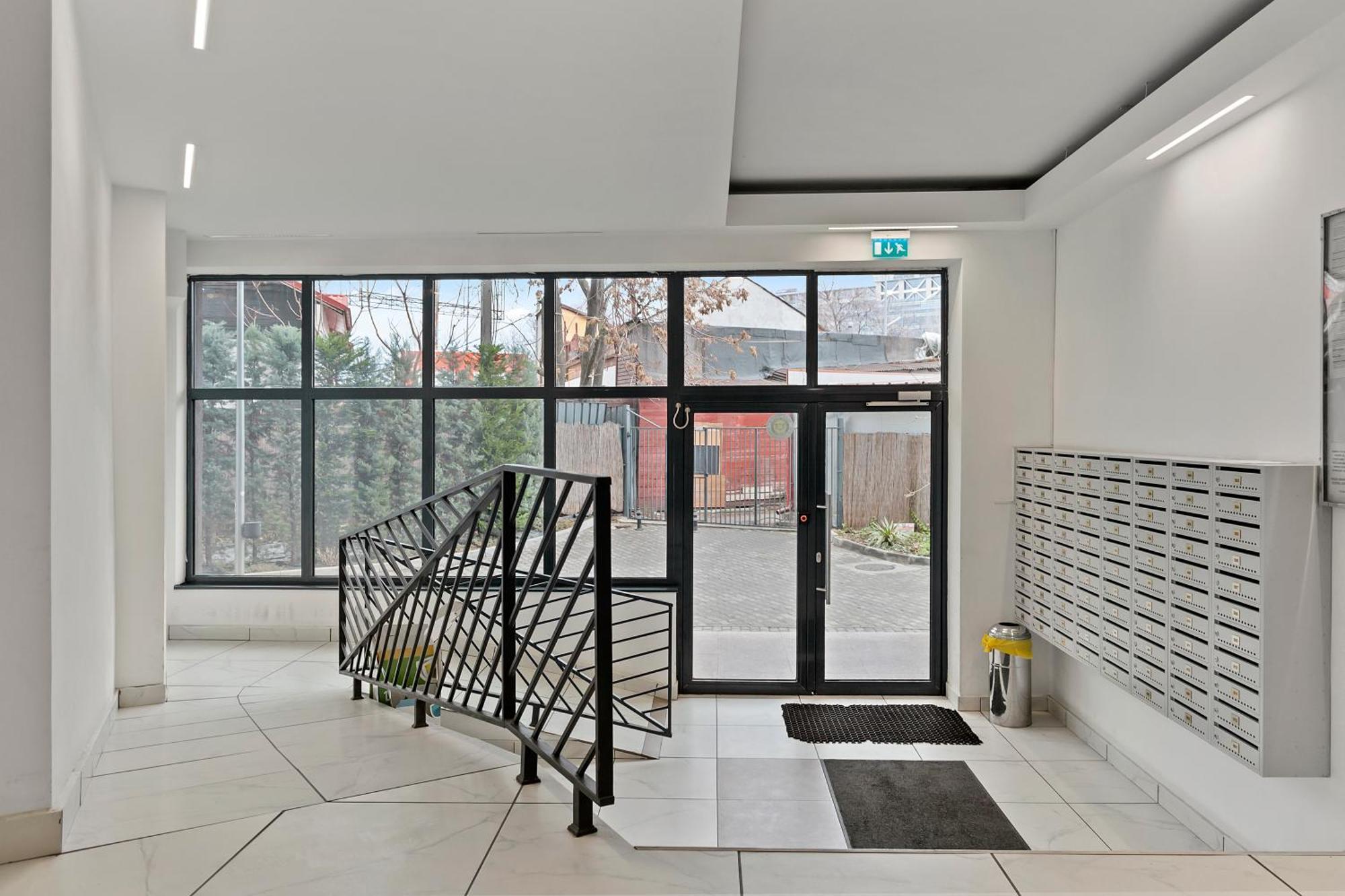 Mido Park Apartment With Private Parking & Self Check-In บูคาเรสต์ ภายนอก รูปภาพ